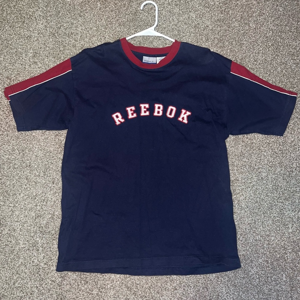 Vintage Men’s Reebok Tee Shirt with Embroidery Logo Retro